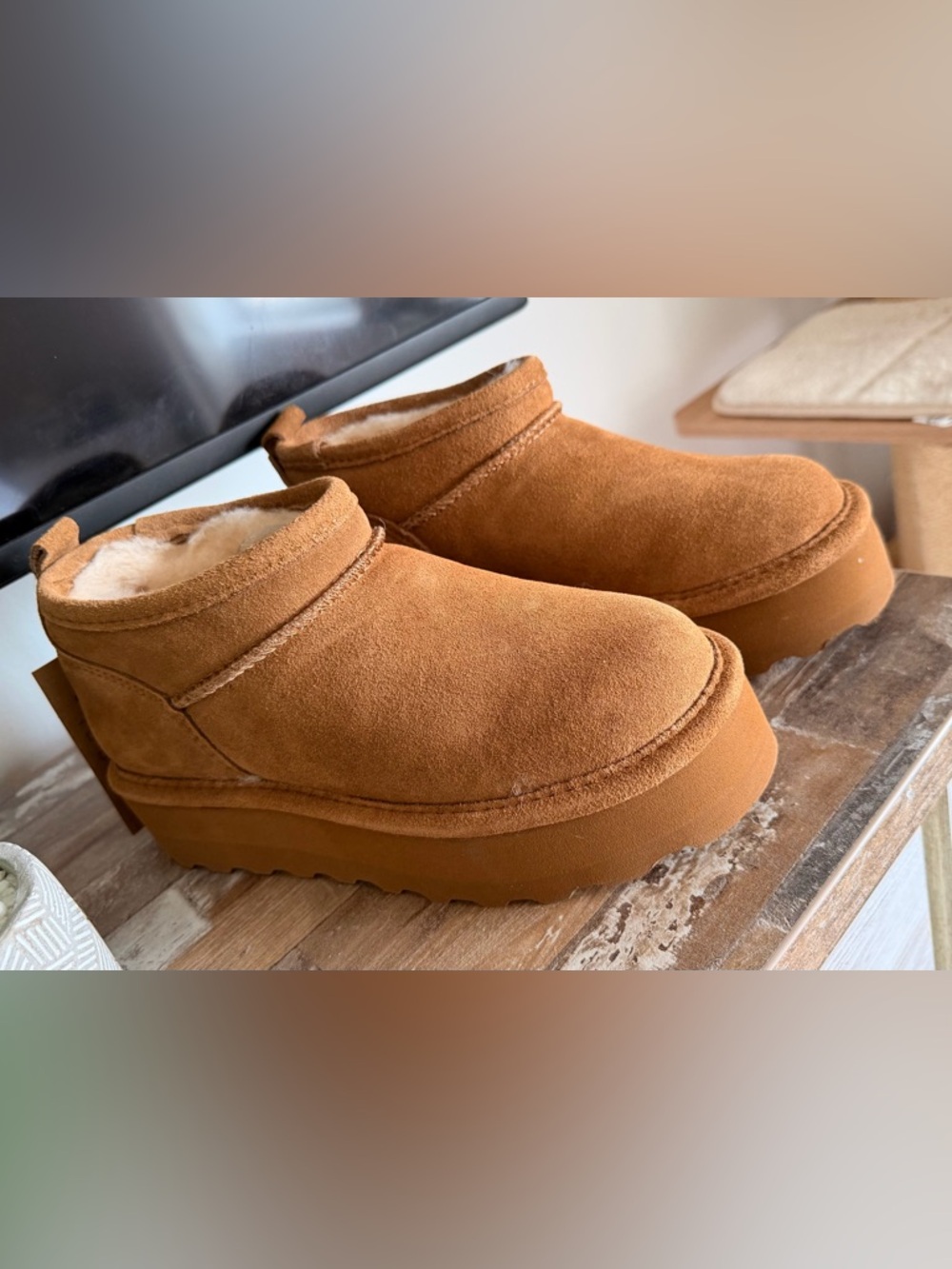 BEARPAW RETRO SUPER SHORTY - HICKORY SIZE 6